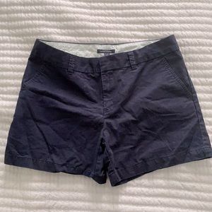 Tommy Hilfiger Navy shorts - size 8